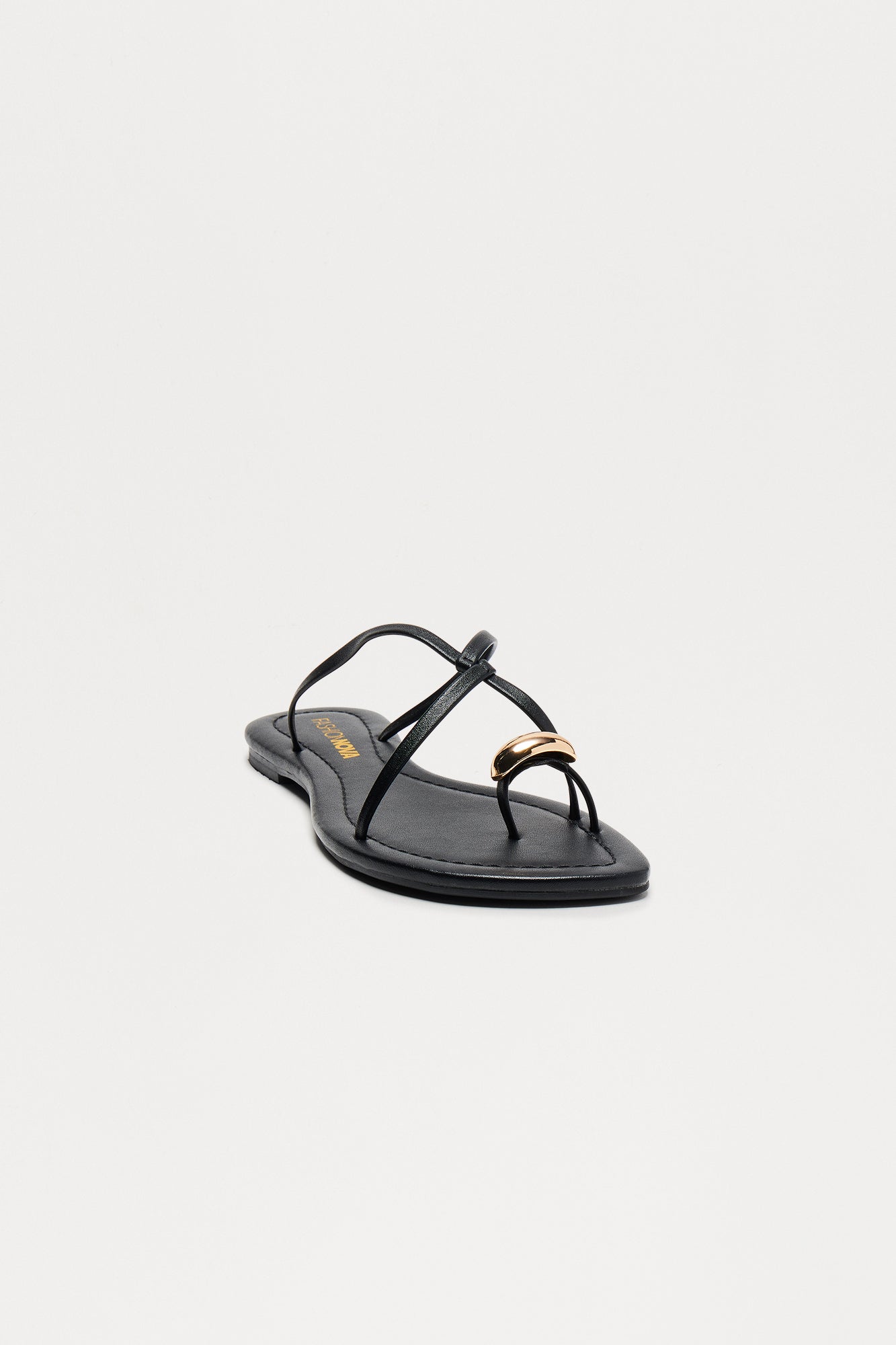 Coastal Toe Ring Sandals - Black