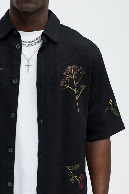 Berries And Bloom Embroidered Shirt - Black