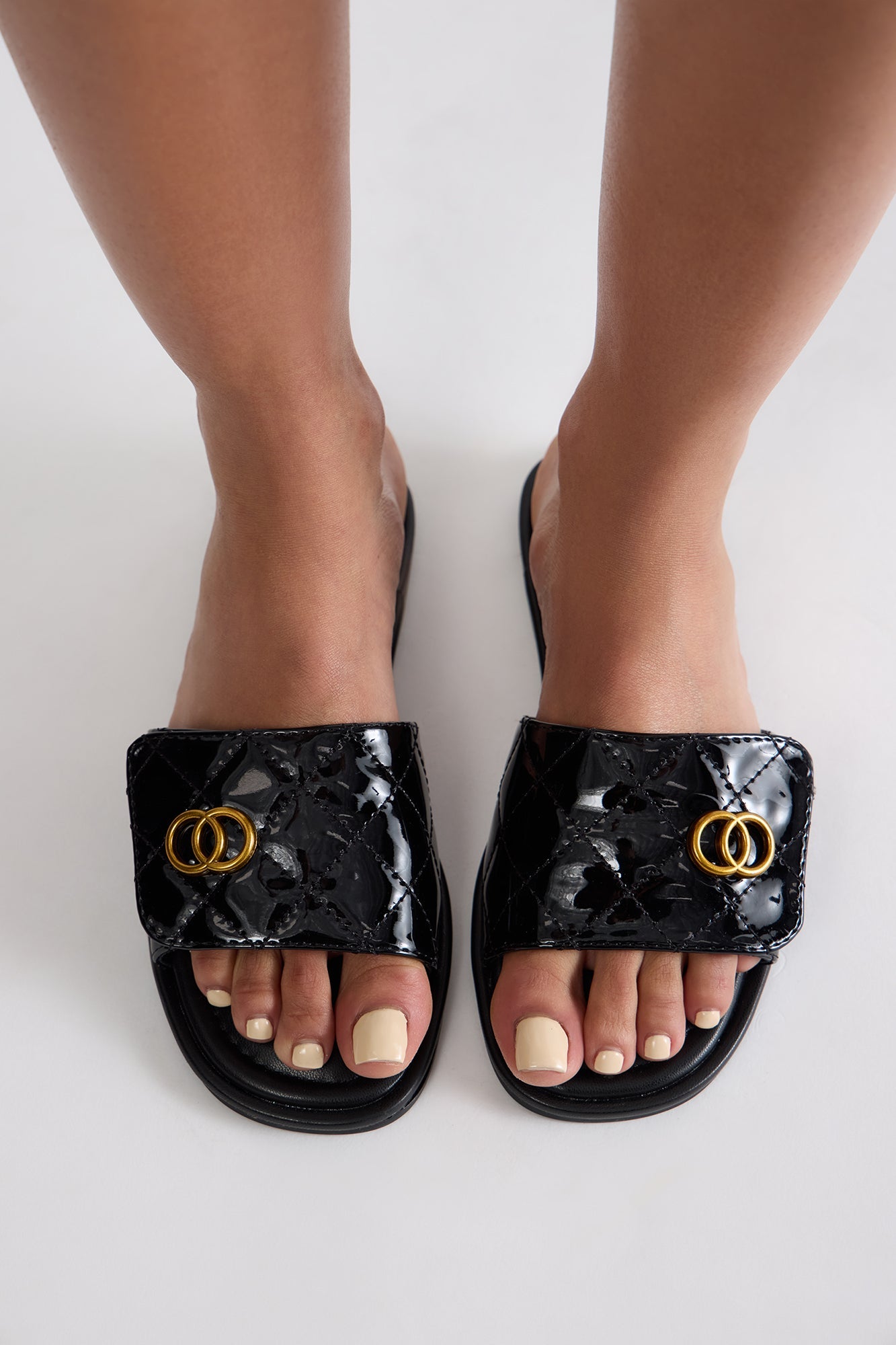 Tyra Flat Sandals - Black