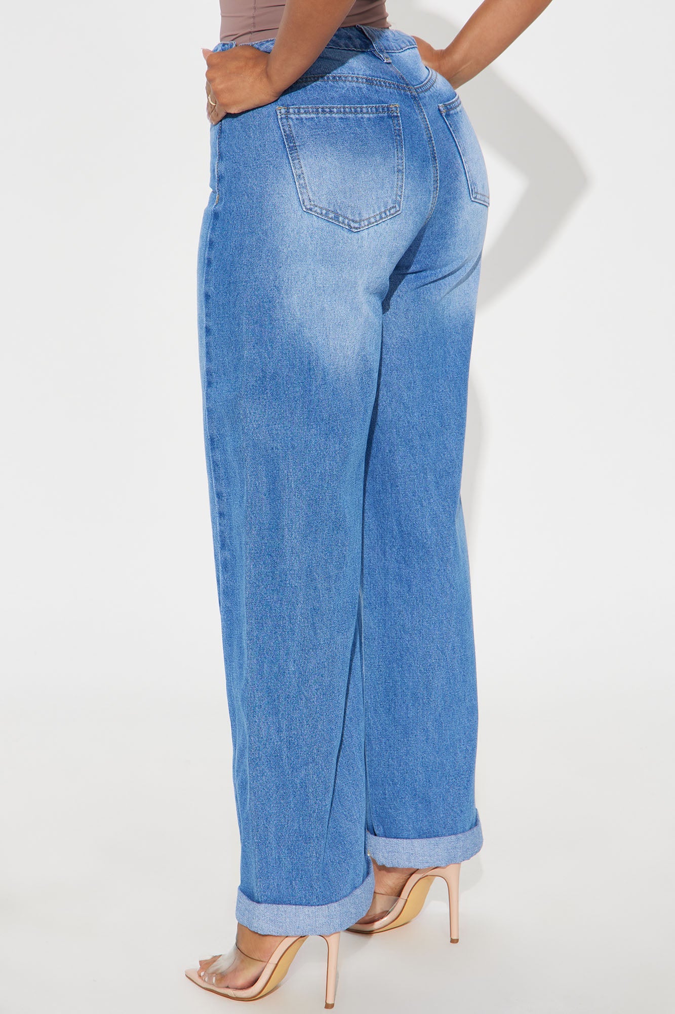 Jinnie Rolled Cuff Barrel Leg Jeans - Medium Wash